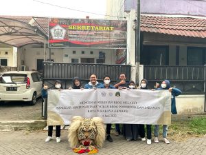 Mahasiswa Universitas Airlangga Mengenal Kesenian Reog Melalui Sanggar HIPREJS